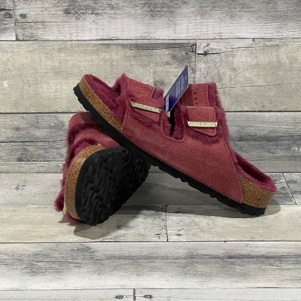 BIRKENSTOCK Arizona Shearling Suede Leather Sandals - Maroon - Sz - 7-7.5 .US